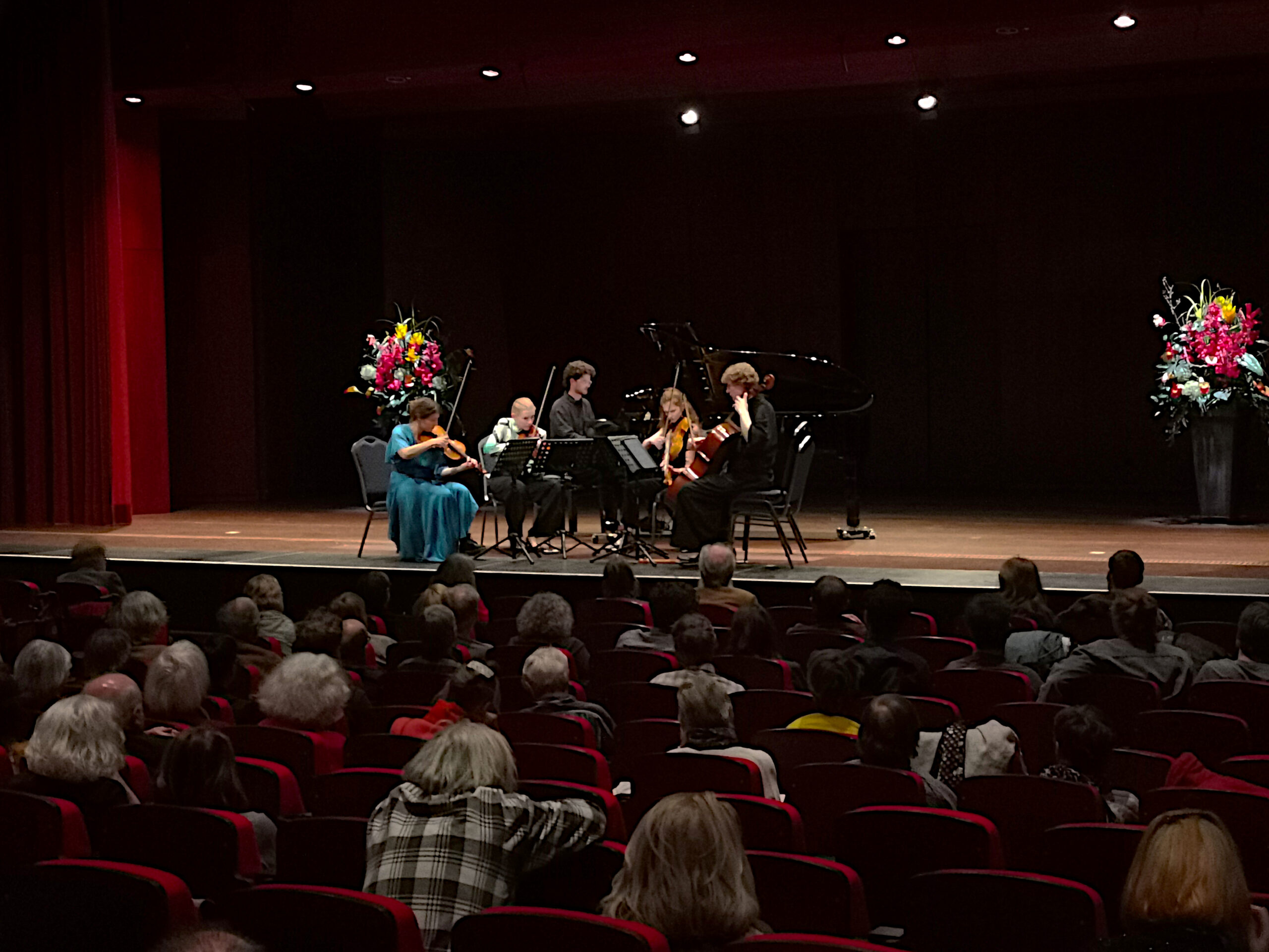 Klavierquintett im Theatersaal des Augustinum Heidelberg
