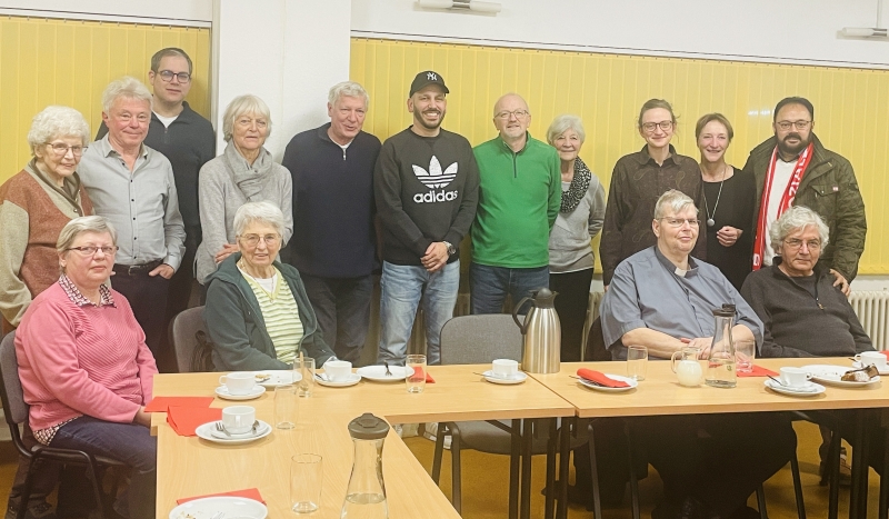 Teilnehmer:innen am Bürgergespräch im Boxberg mit Landtagskandidatin Ines Palm