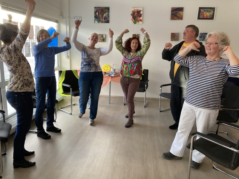 Lachyoga auf dem Boxberg