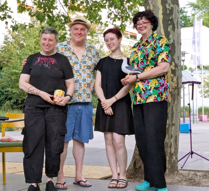 Elke Messer-Schlillinger, Michael Messer, Anna Messer und Dr. Dorothea Kaufmann (von links)
